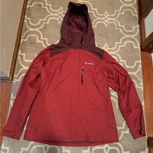 Women's Columbia Rain Jacket. Two-toned red & Burgundy..